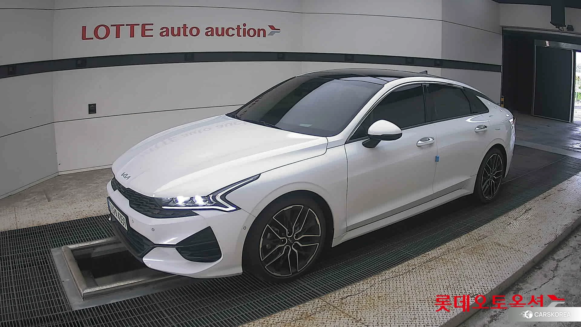 Kia K5 2022 Белый из Кореи, фото 4