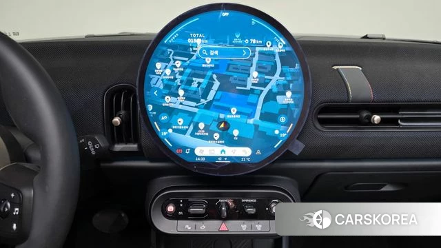 Mini Cooper C 4th generation 2025 Красный из Кореи, фото 4