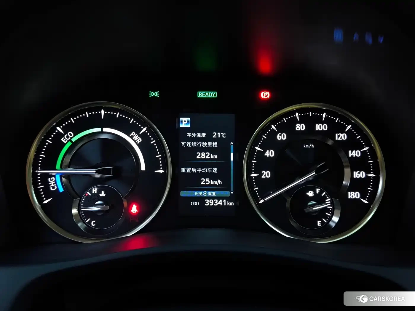 Toyota Vellfire 2022 Белый из Китая, фото 4