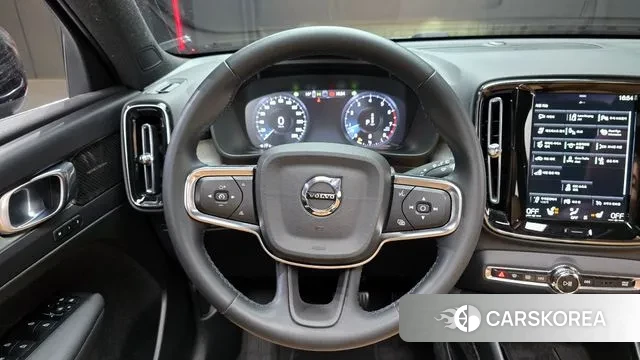 Volvo XC40 2021 Черный из Кореи, фото 4