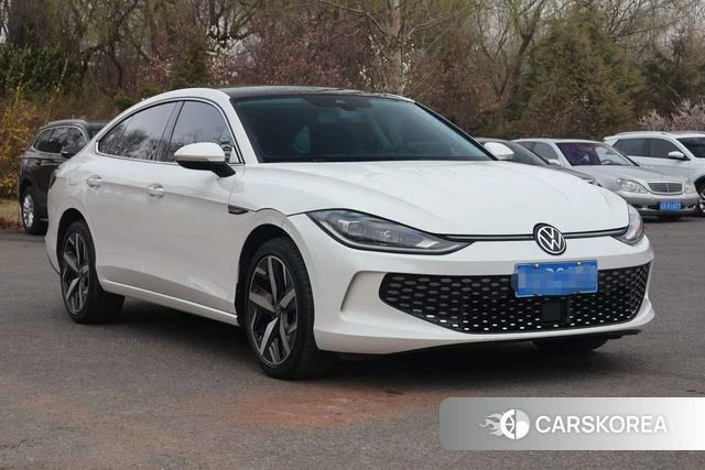 Volkswagen Lamando 2023 Белый из Китая, фото 4
