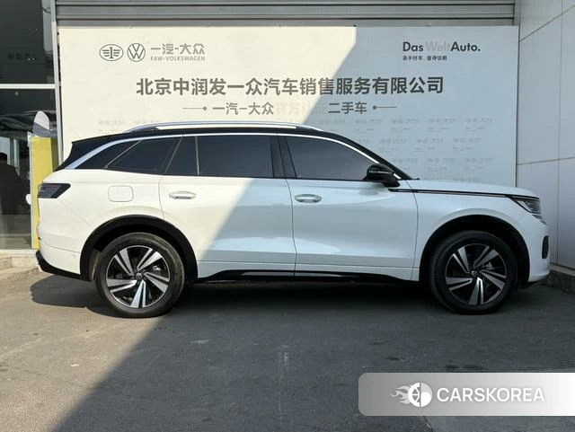 Volkswagen Tavendor 2024 Белый из Китая, фото 4