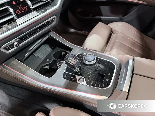 BMW X5 2021 Черный из Китая, фото 4