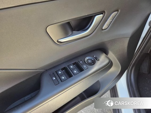 Hyundai Kona Hybrid (SX2) 2023 Белый из Кореи, фото 4