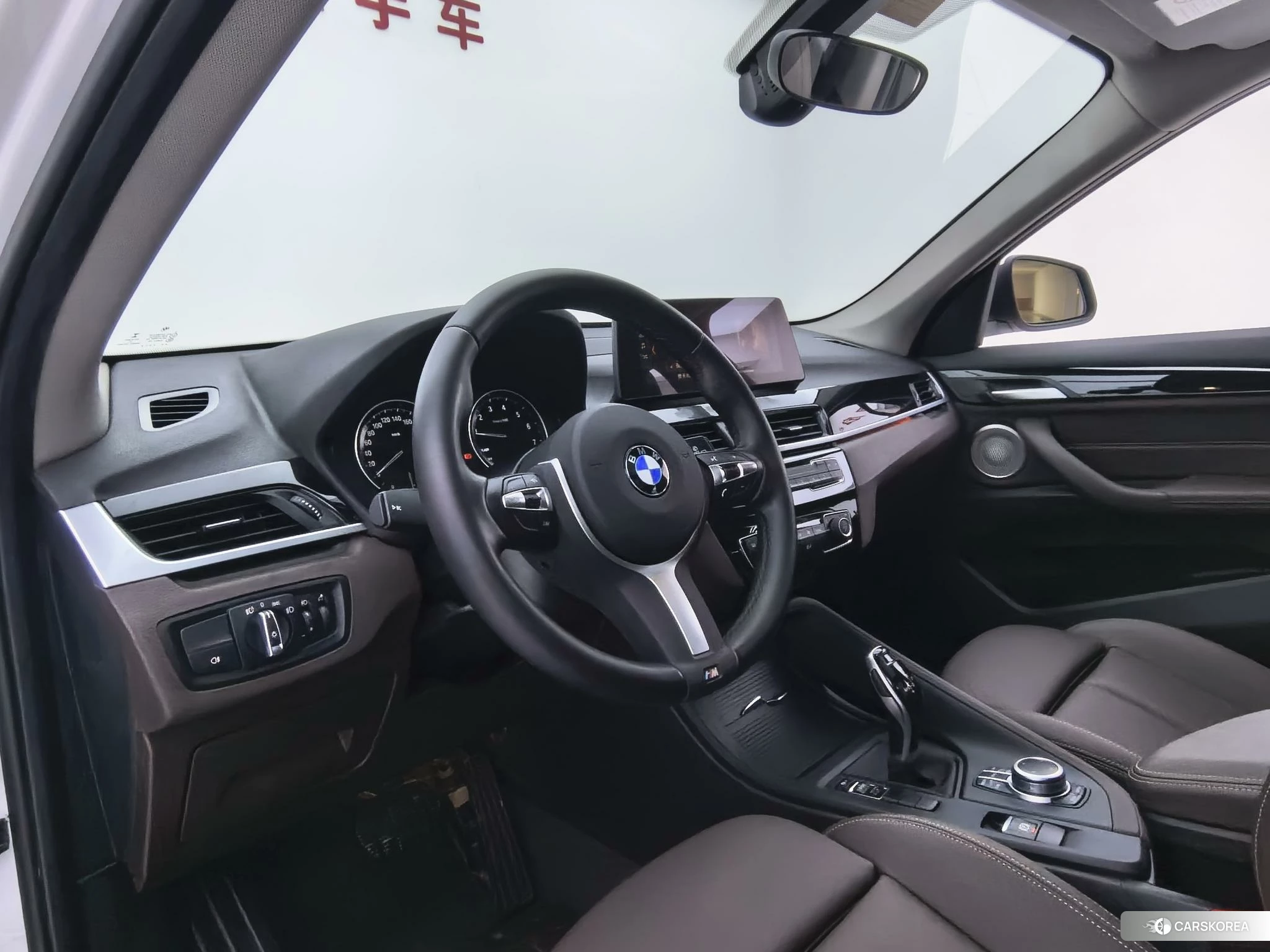 BMW X1 2021 Белый из Китая, фото 4