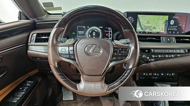 Lexus ES300h 7th generation 2020 Белый из Кореи, фото 4