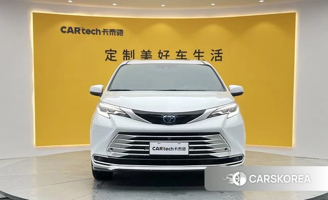Toyota Sienna 2024 Белый из Китая, фото 4