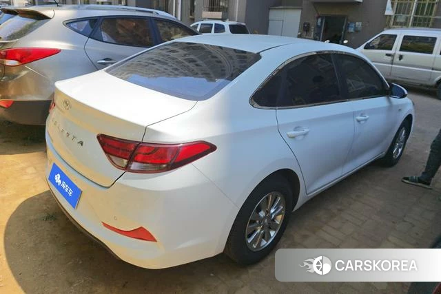 Hyundai Celesta 2021 Белый из Китая, фото 4