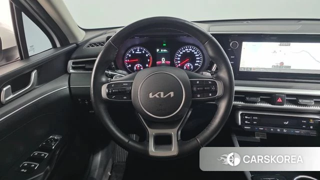 Kia K5 3rd generation 2022 Белый из Кореи, фото 4