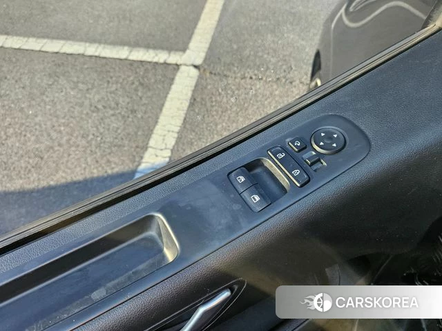 Hyundai Staria 2021 Серый из Кореи, фото 4