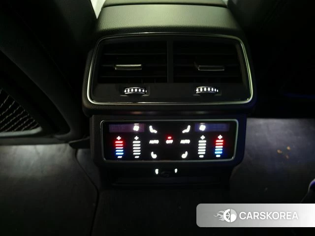 Audi A6 (C8) 2020 Белый из Кореи, фото 4