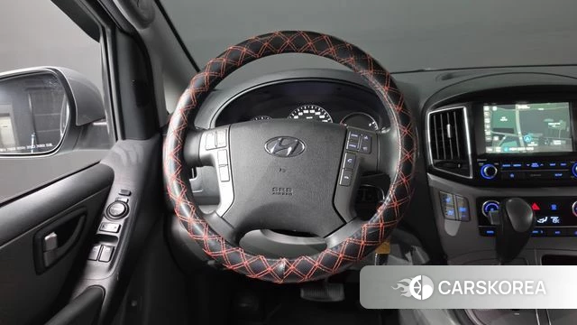 Hyundai The New Grand Starex 2018 Серебристо-серый из Кореи, фото 4
