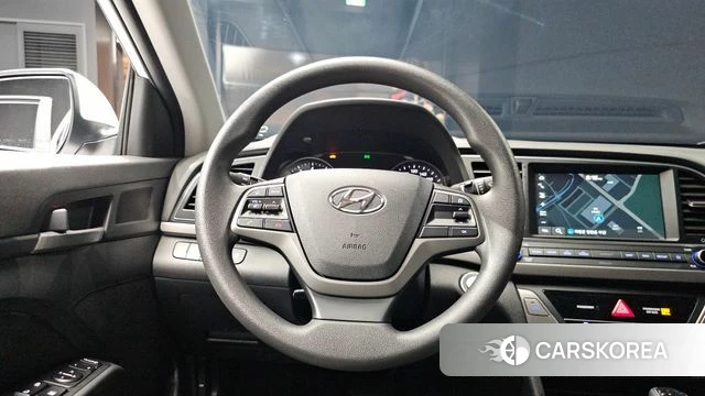 Hyundai Avante AD 2018 Белый из Кореи, фото 4