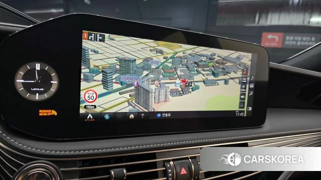 Lexus LS500 5th generation 2022 Белый из Кореи, фото 4