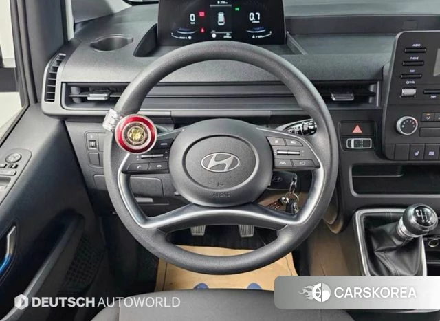 Hyundai Staria 2025 Черный из Кореи, фото 4
