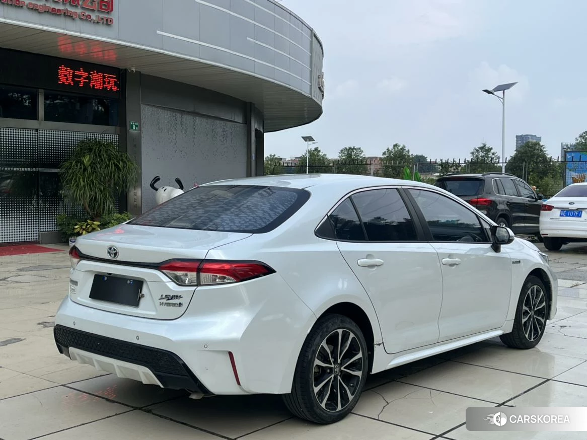 Toyota Levin 2020 Белый из Китая, фото 4