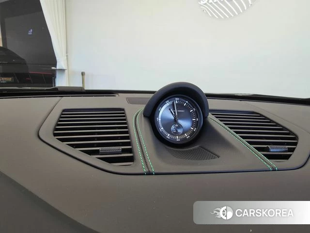 Porsche 911(992) 2026 Светло-зеленый из Кореи, фото 4
