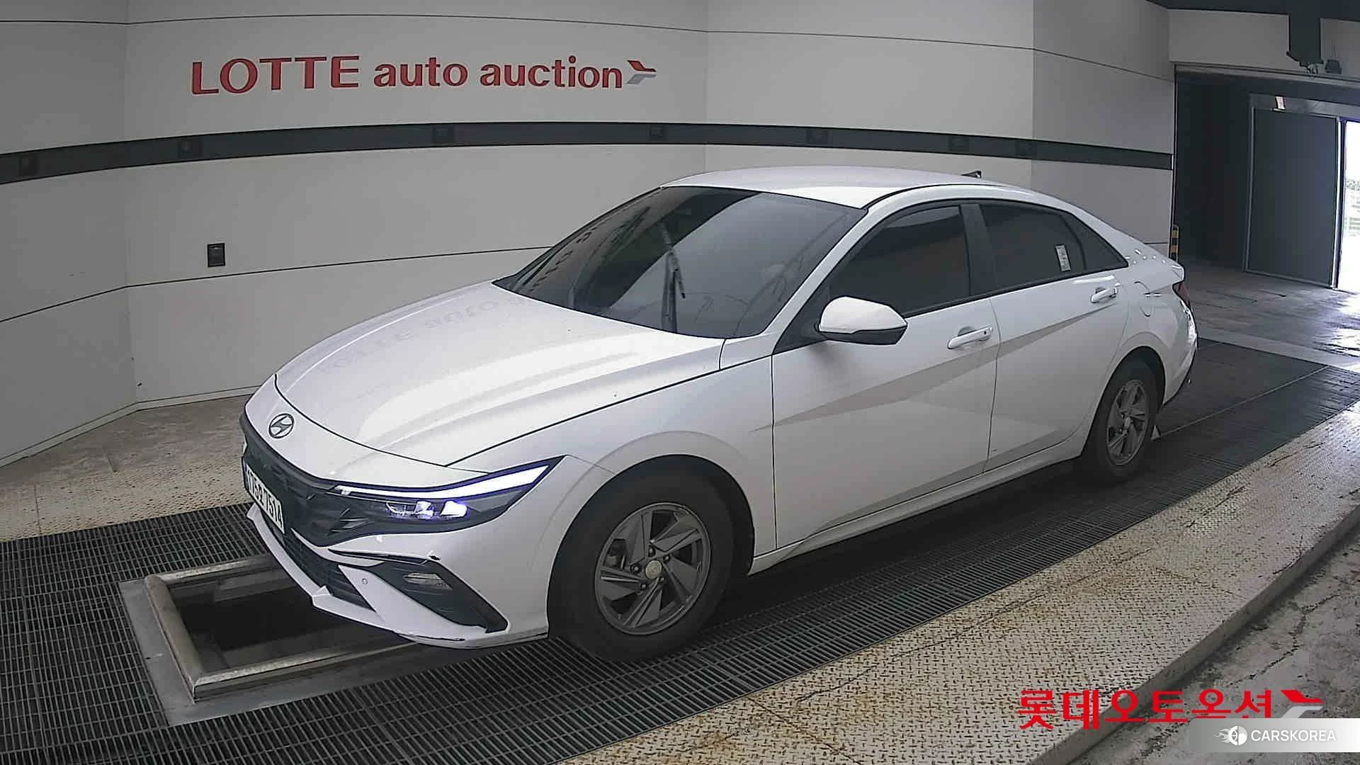 Hyundai Avante 2024 Atlas White из Кореи, фото 4