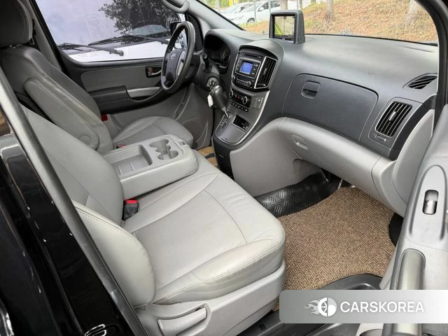 Hyundai The New Grand Starex 2018 Черный из Кореи, фото 4
