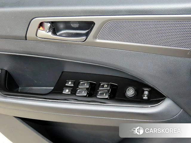 Ssangyong The New Rexton Sports Cannes 2023 Серый из Кореи, фото 4