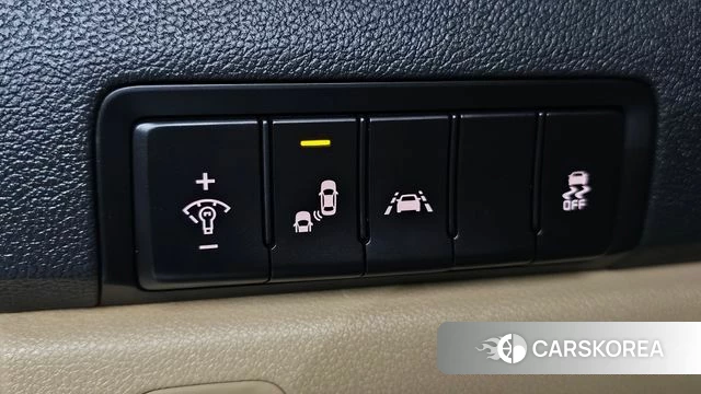 Kia The New Carnival 2018 Белый из Кореи, фото 4