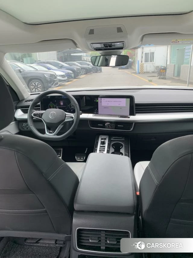 Volkswagen Tavendor 2025 Белый из Китая, фото 4