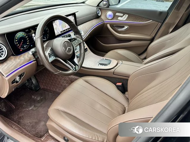 Mercedes-Benz E-Class 2023 Черный из Китая, фото 4