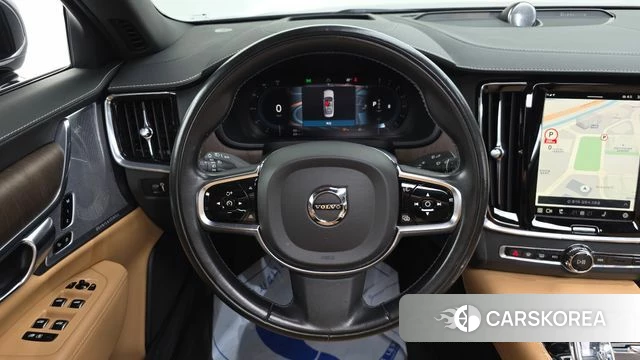 Volvo S90 2022 Черный из Кореи, фото 4