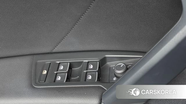 Volkswagen Tiguan second Generation 2022 Синий из Кореи, фото 4