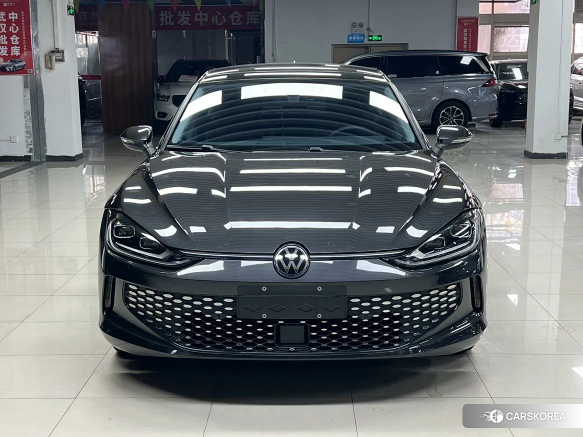 Volkswagen Lamando 2023 Темно-серый из Китая, фото 4