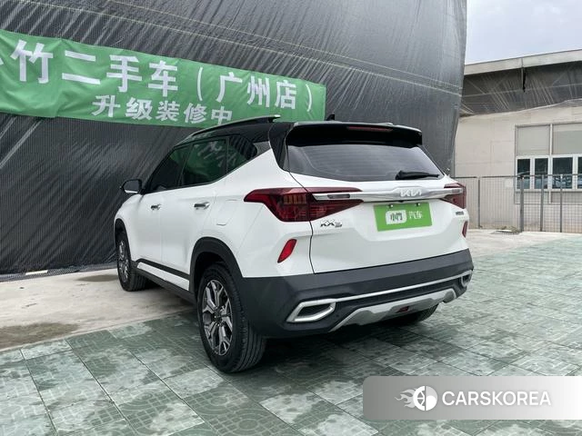 Kia KX3 2022 Белый из Китая, фото 4