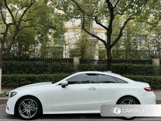 Mercedes-Benz E-Class 2021 Белый из Китая, фото 4
