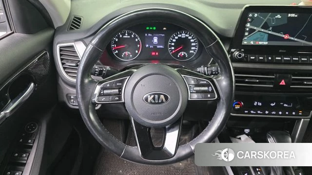 Kia Seltos 2020 Серебристо-серый из Кореи, фото 4