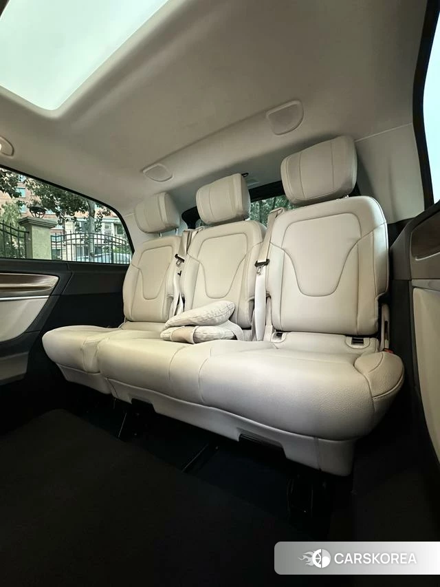 Mercedes-Benz V-Class 2022 Черный из Китая, фото 4