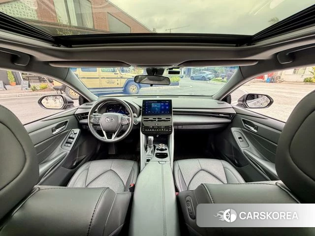 Toyota Avalon 2024 Серебристо-серый из Китая, фото 4