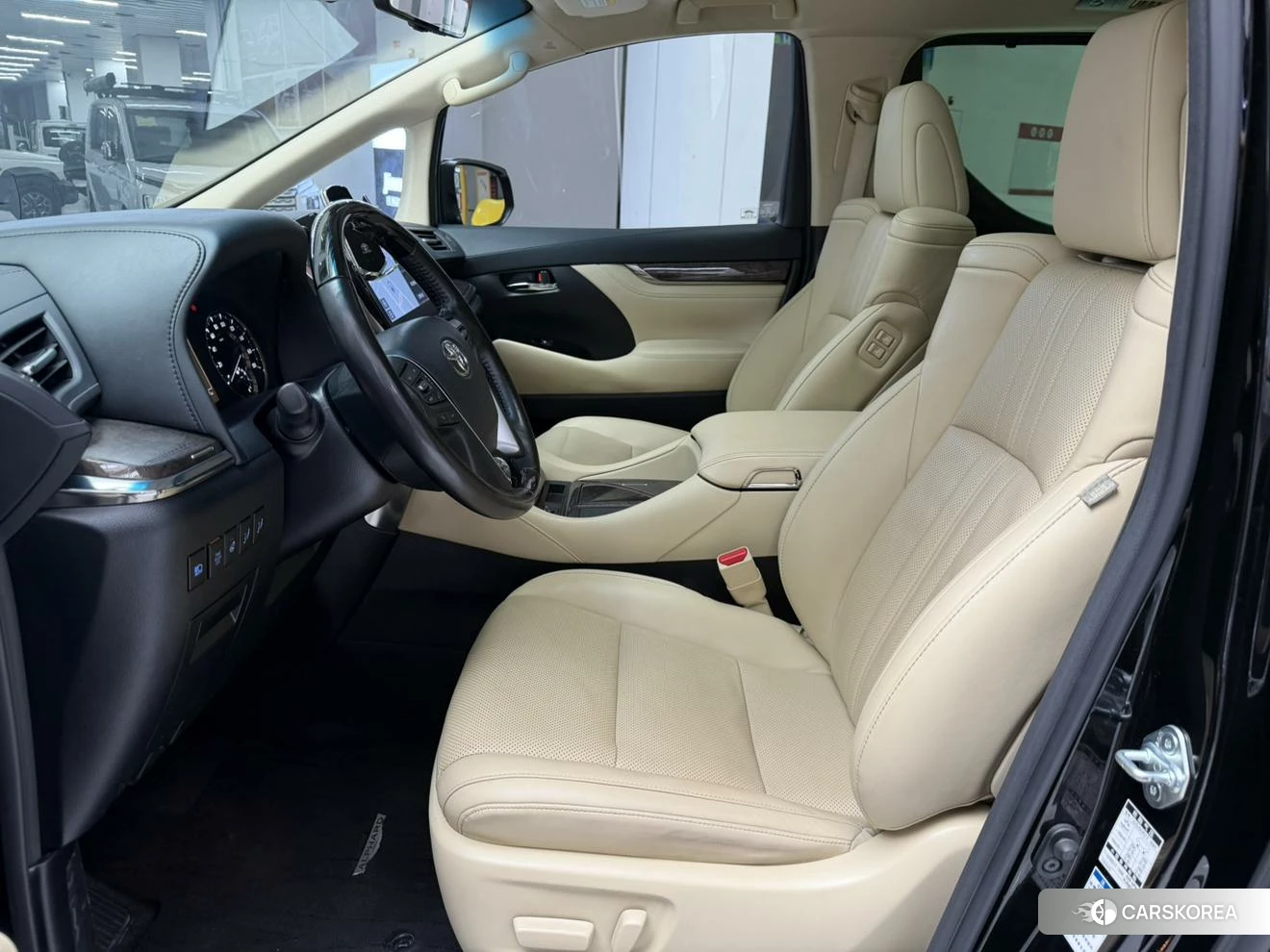 Toyota Alphard 2021 Черный из Китая, фото 4