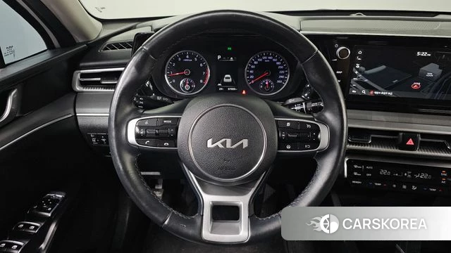 Kia K5 3rd generation 2023 Белый из Кореи, фото 4