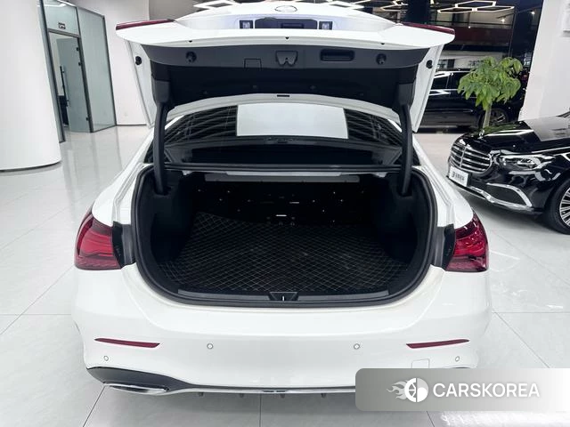 Mercedes-Benz A-Class 2025 Белый из Китая, фото 4