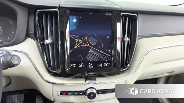 Volvo XC60 second Generation 2021 Белый из Кореи, фото 4