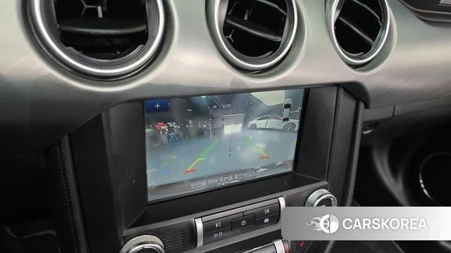 Ford Mustang 2022 Черный из Кореи, фото 4