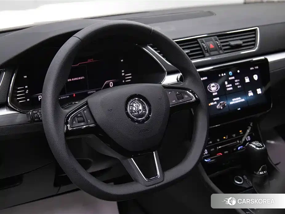 Skoda Superb 2024 Черный из Китая, фото 4