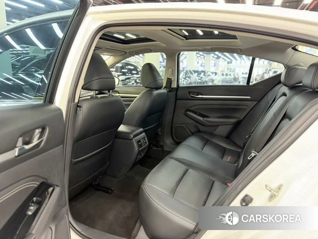 Nissan Altima 2023 Белый из Китая, фото 4