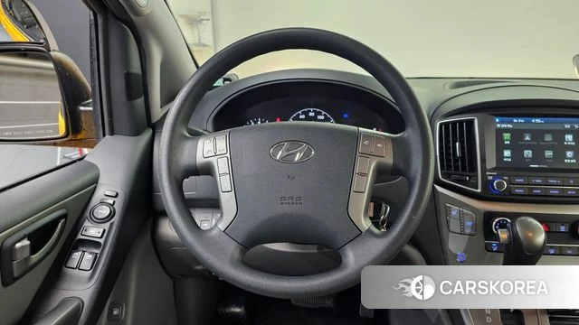 Hyundai The New Grand Starex 2021 Желтый из Кореи, фото 4