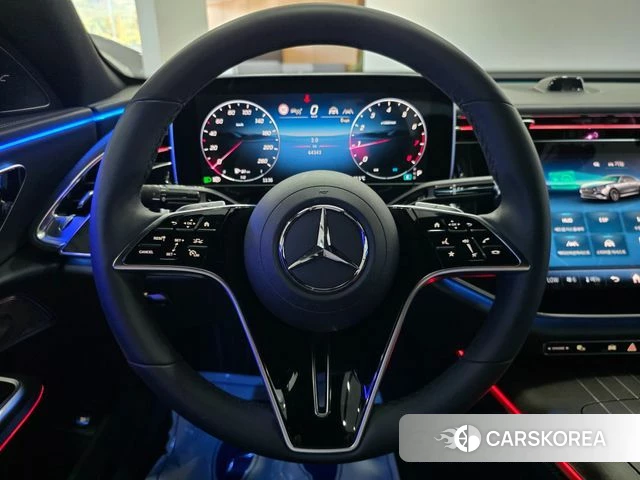 Mercedes-Benz E-Class W214 2024 Белый из Кореи, фото 4