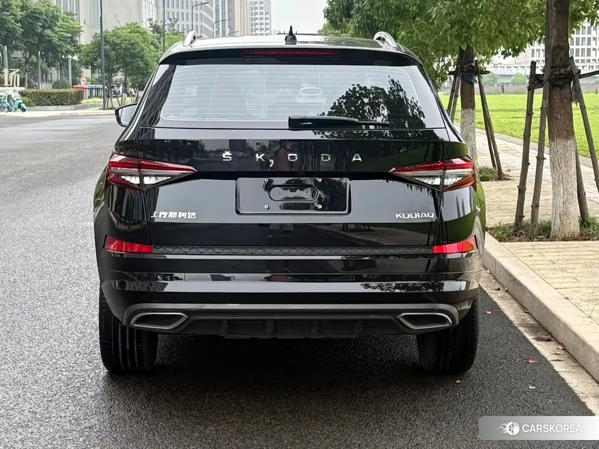 Skoda Kodiaq 2022 Черный из Китая, фото 4