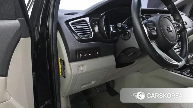 Kia The New Carnival 2018 Черный из Кореи, фото 4