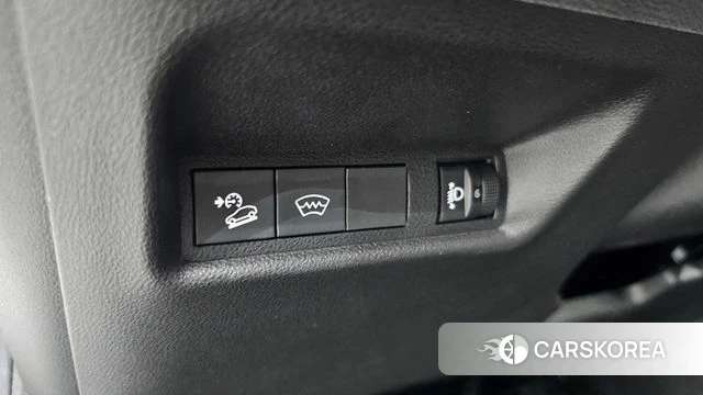 Jeep Avengers 2024 Белый из Кореи, фото 4