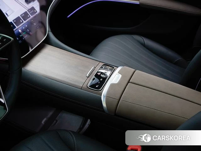 Mercedes-Benz EQS 2024 Другой из Китая, фото 4