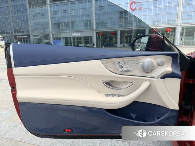 Mercedes-Benz E-Class 2023 Белый из Китая, фото 4