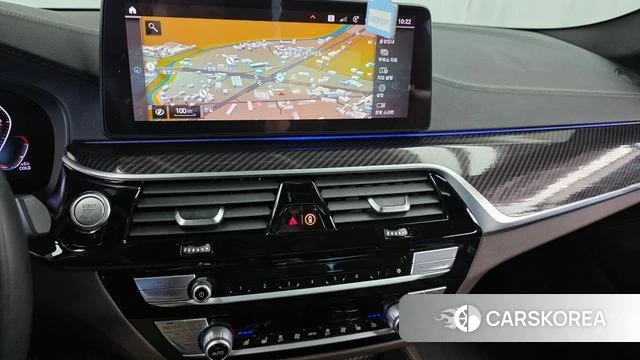 BMW 5 Series (G30) 2021 Черный из Кореи, фото 4